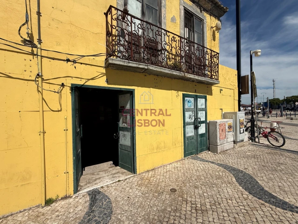 Prédio para Venda em Almada, Cova da Piedade, Pragal e Cacilhas Foto 7