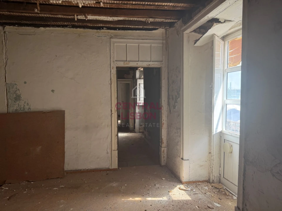 Prédio para Venda em Almada, Cova da Piedade, Pragal e Cacilhas Foto 23