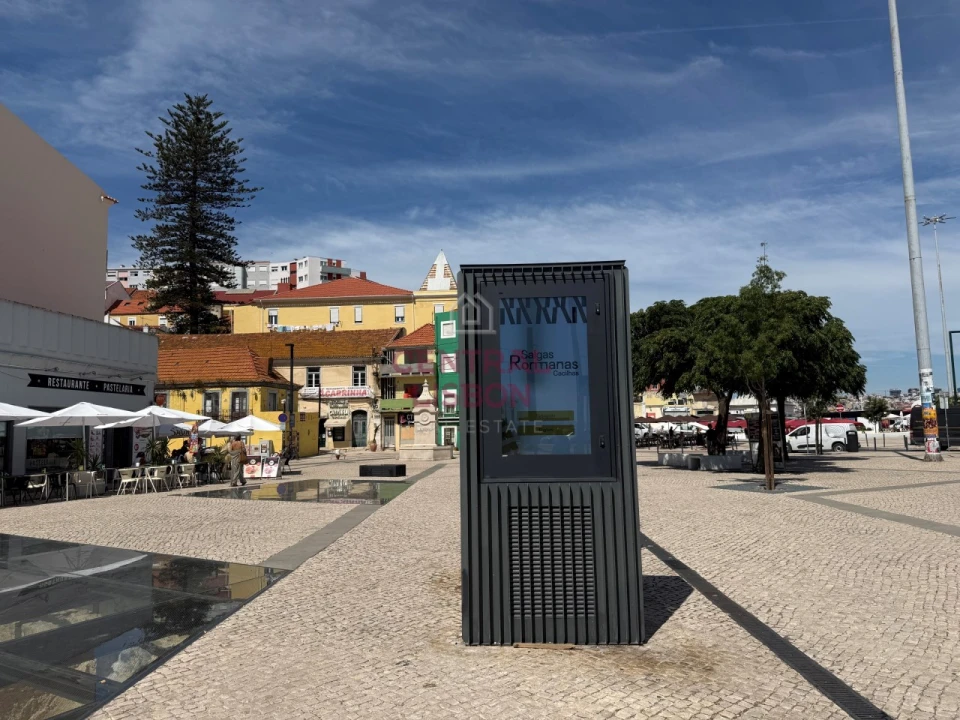Prédio para Venda em Almada, Cova da Piedade, Pragal e Cacilhas Foto 40