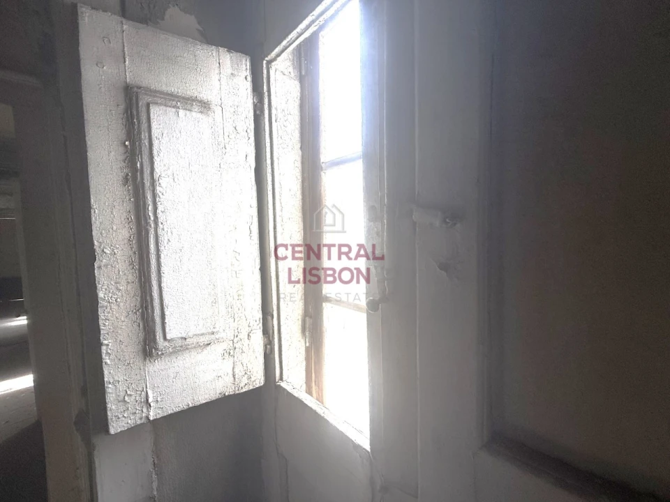 Prédio para Venda em Almada, Cova da Piedade, Pragal e Cacilhas Foto 17