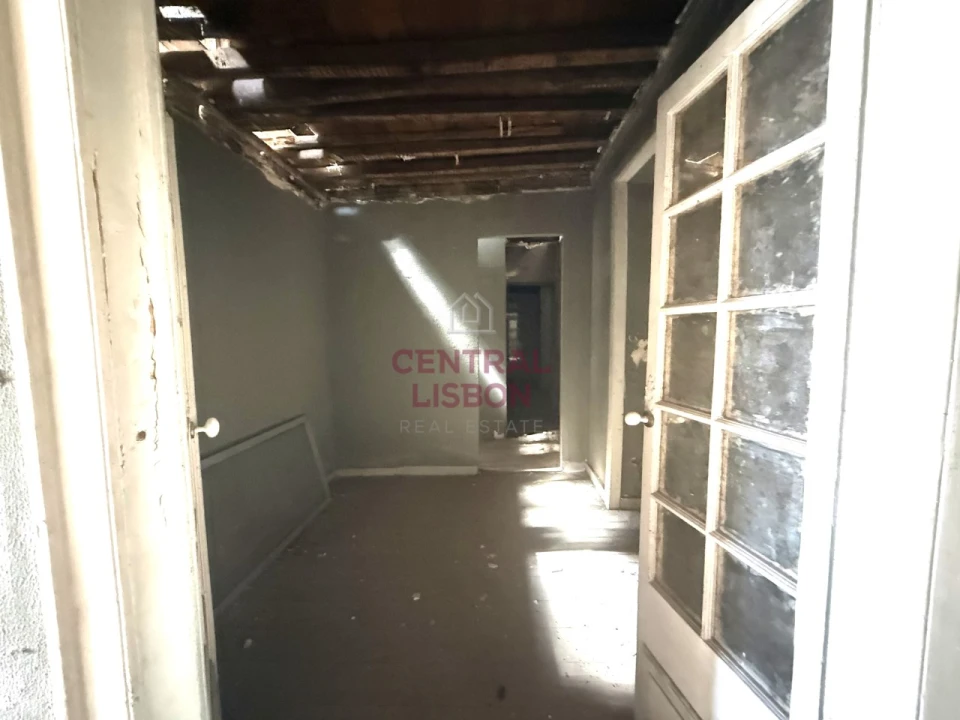 Prédio para Venda em Almada, Cova da Piedade, Pragal e Cacilhas Foto 31