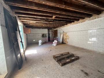 Prédio para Venda em Almada, Cova da Piedade, Pragal e Cacilhas