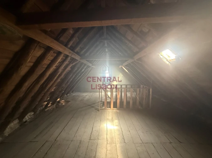Prédio para Venda em Almada, Cova da Piedade, Pragal e Cacilhas Foto 34