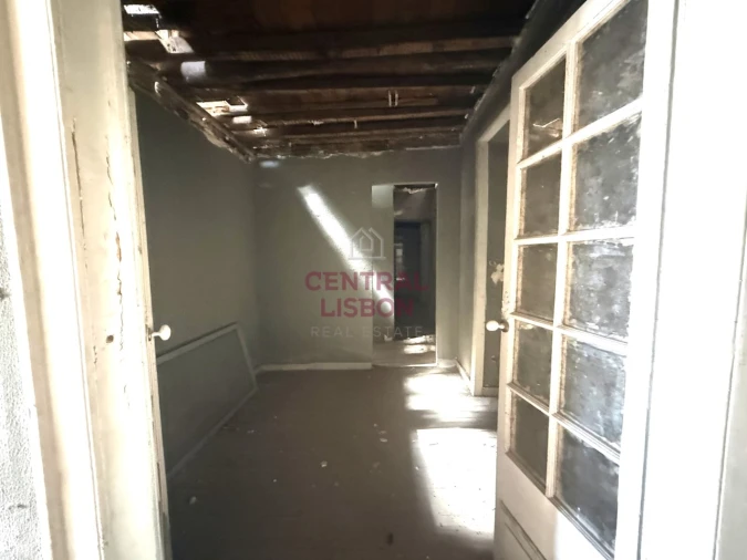 Prédio para Venda em Almada, Cova da Piedade, Pragal e Cacilhas Foto 31