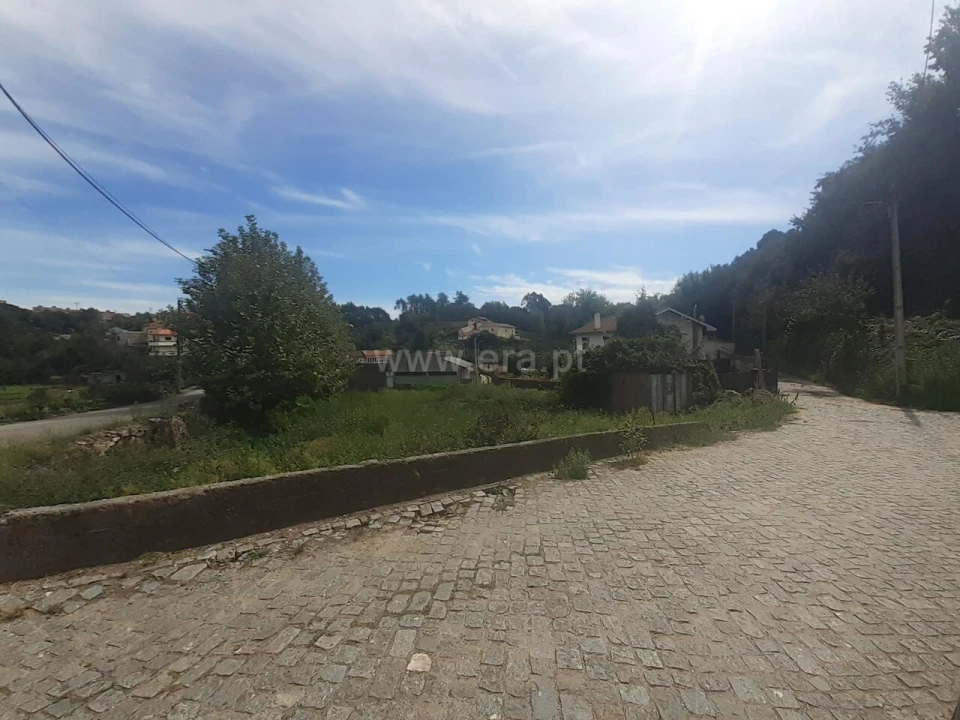 Terreno para Venda em Vilar de Andorinho Foto 3