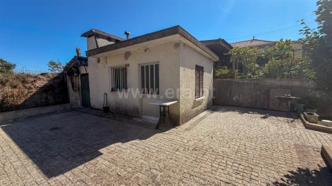 Moradia T4 para Venda em Real, Ataíde e Oliveira