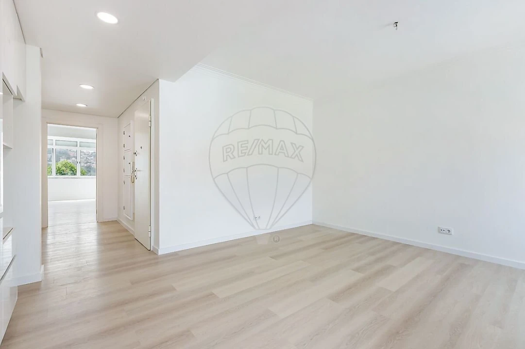 Apartamento T3 para Venda em Odivelas Foto 11