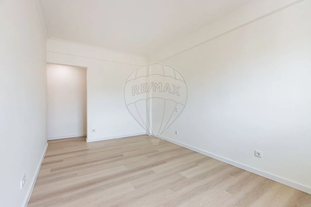 Apartamento T3 para Venda em Odivelas Foto 29