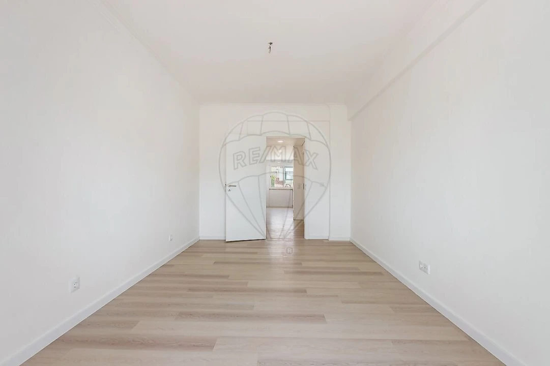 Apartamento T3 para Venda em Odivelas Foto 17
