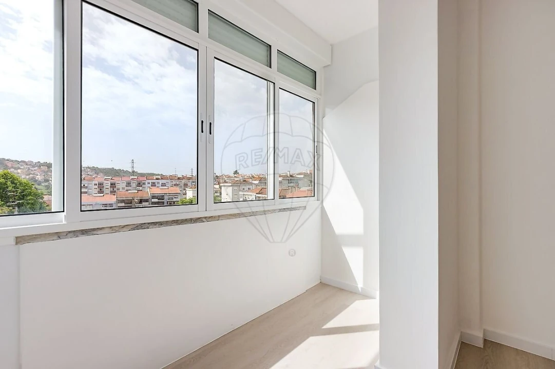 Apartamento T3 para Venda em Odivelas Foto 15