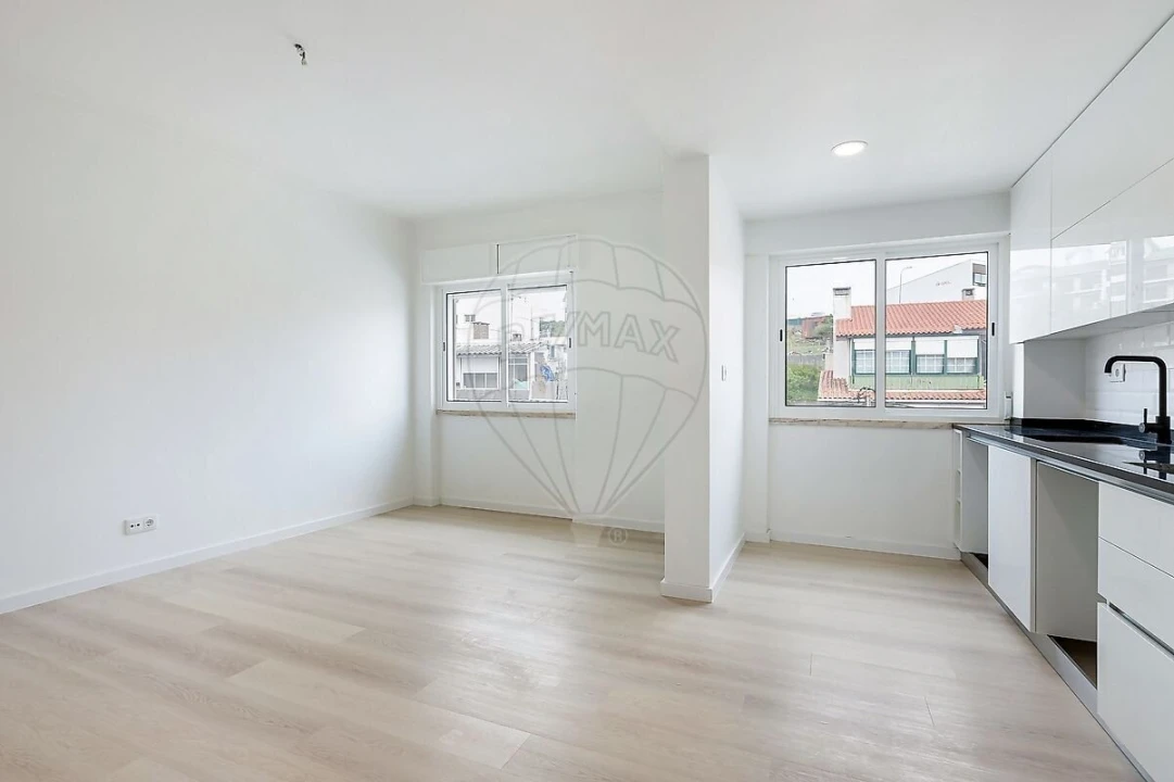 Apartamento T3 para Venda em Odivelas Foto 5
