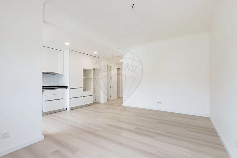Apartamento T3 para Venda em Odivelas Foto 4