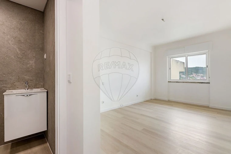 Apartamento T3 para Venda em Odivelas Foto 25