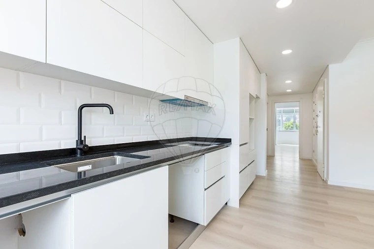 Apartamento T3 para Venda em Odivelas Foto 10