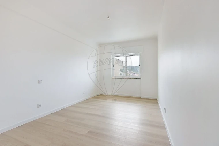 Apartamento T3 para Venda em Odivelas Foto 27
