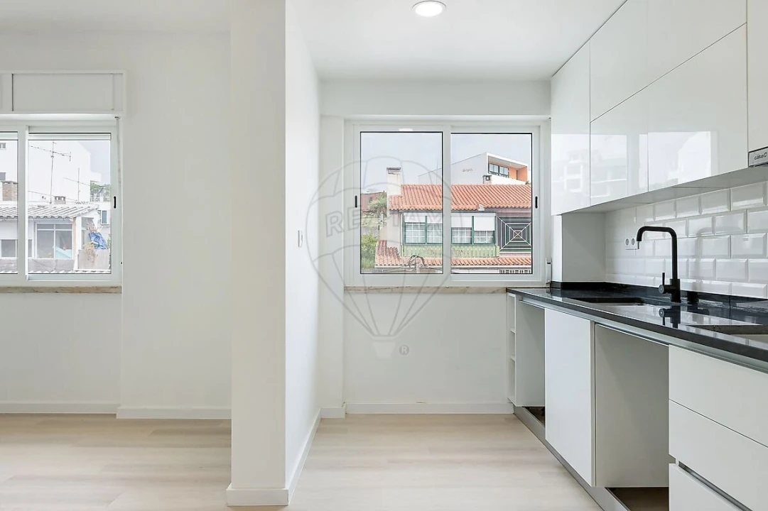 Apartamento T3 para Venda em Odivelas Foto 6