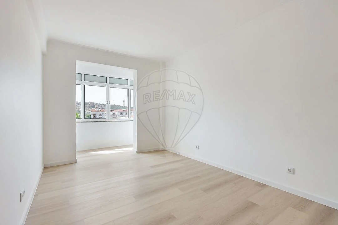 Apartamento T3 para Venda em Odivelas Foto 13