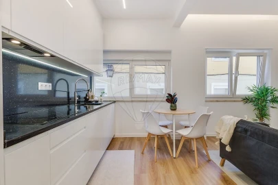 Apartamento T3 para Venda em Almada, Cova da Piedade, Pragal e Cacilhas