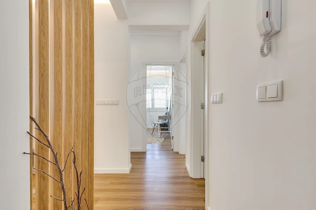 Apartamento T3 para Venda em Almada, Cova da Piedade, Pragal e Cacilhas Foto 21