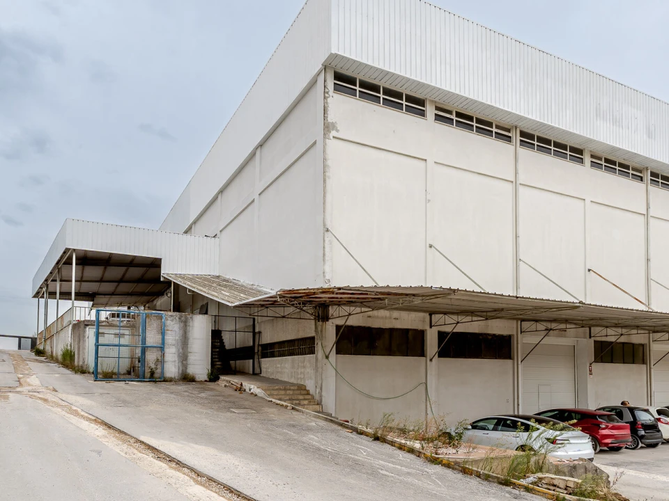Armazém para Arrendamento em Alverca do Ribatejo e Sobralinho Foto 2
