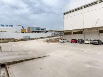 Armazém para Arrendamento em Alverca do Ribatejo e Sobralinho