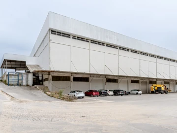 Armazém para Arrendamento em Alverca do Ribatejo e Sobralinho