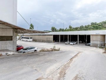 Armazém para Arrendamento em Alverca do Ribatejo e Sobralinho