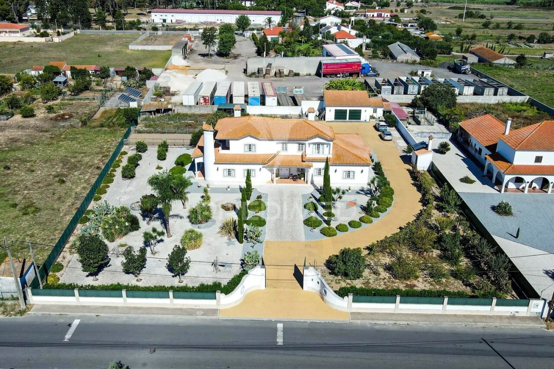 Moradia T6 para Venda em Salvaterra de Magos e Foros de Salvaterra Foto 32