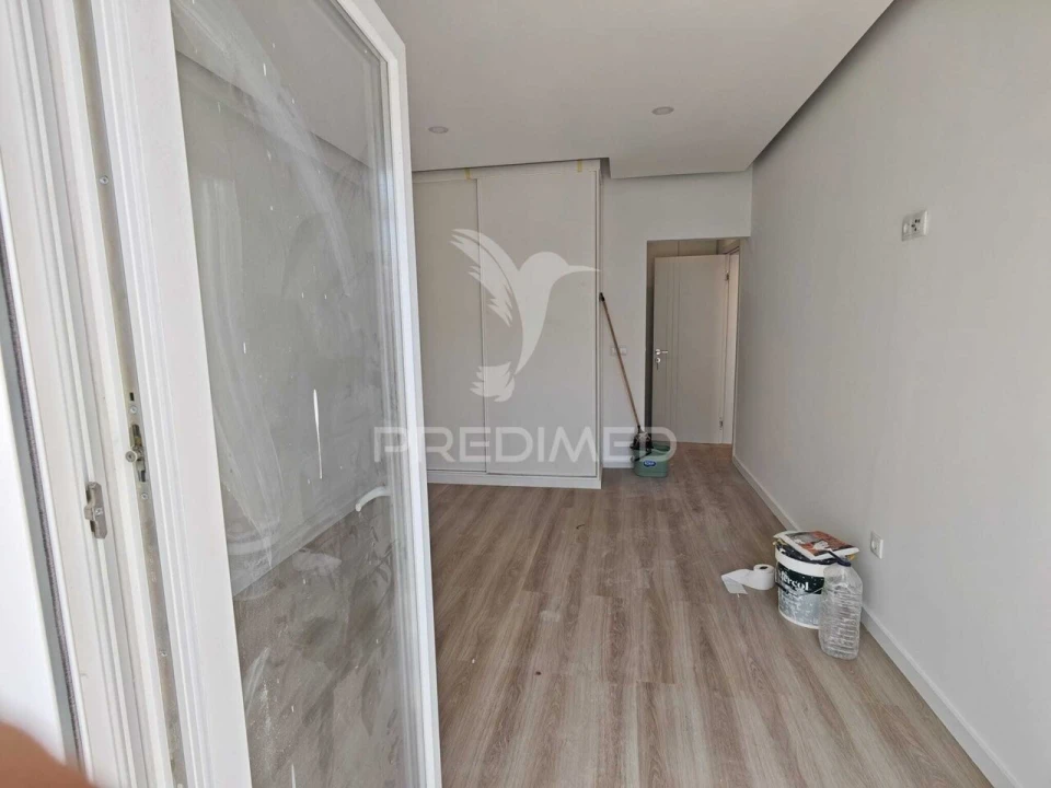 Apartamento T3 para Venda em Almada, Cova da Piedade, Pragal e Cacilhas Foto 17