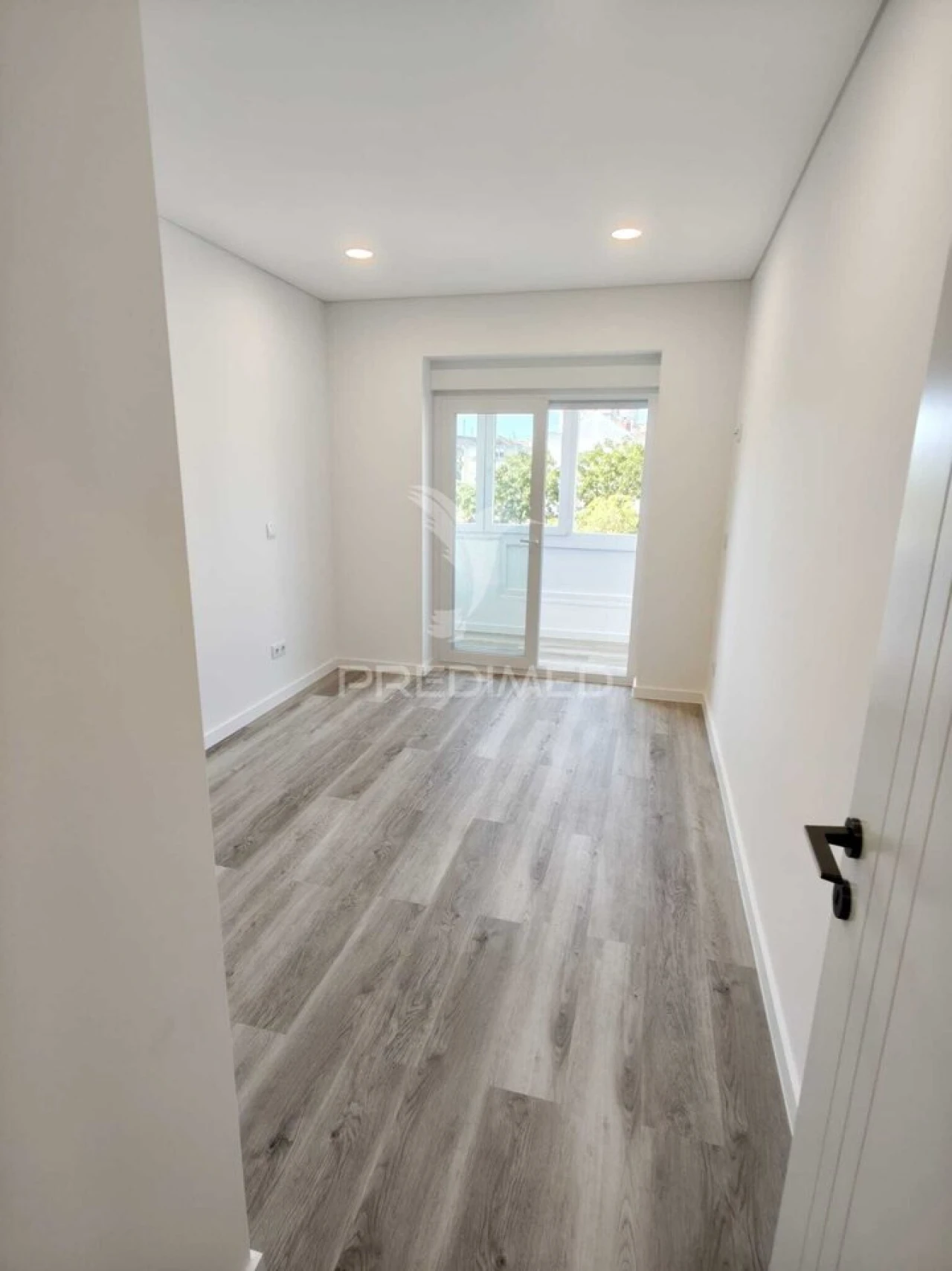 Apartamento T3 para Venda em Almada, Cova da Piedade, Pragal e Cacilhas Foto 7