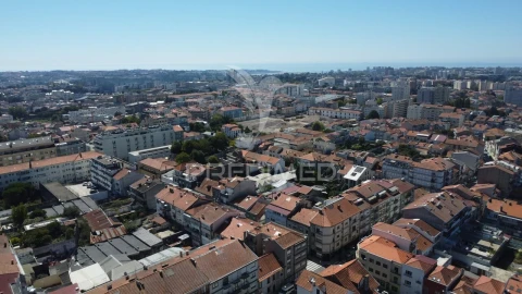 Apartamento T3 para Venda em Cedofeita, Santo Ildefonso, Sé, Miragaia, São Nicolau e Vitória