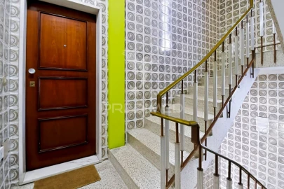 Apartamento T3 para Venda em Cedofeita, Santo Ildefonso, Sé, Miragaia, São Nicolau e Vitória