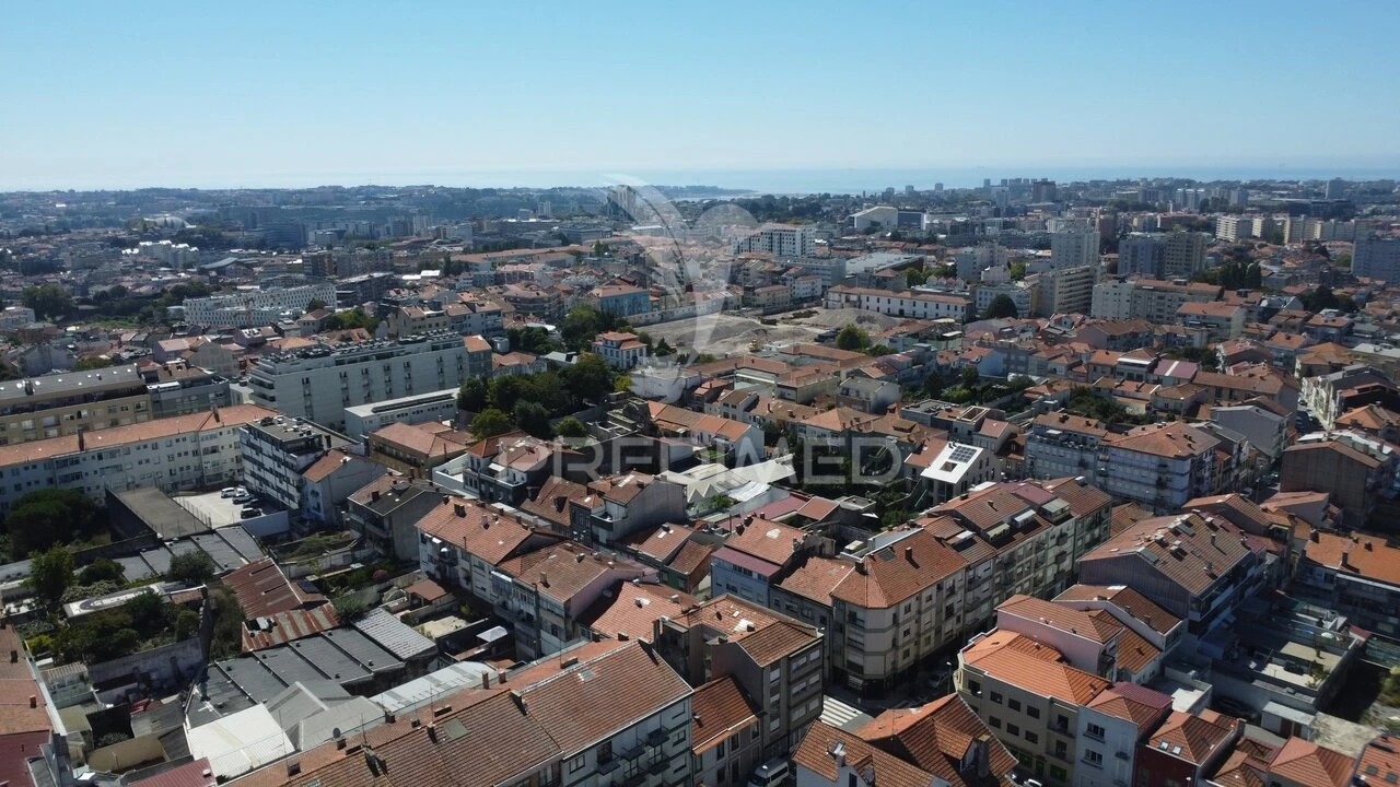 Apartamento T3 para Venda em Cedofeita, Santo Ildefonso, Sé, Miragaia, São Nicolau e Vitória Foto 18