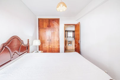 Apartamento T2 para Venda em Queluz e Belas