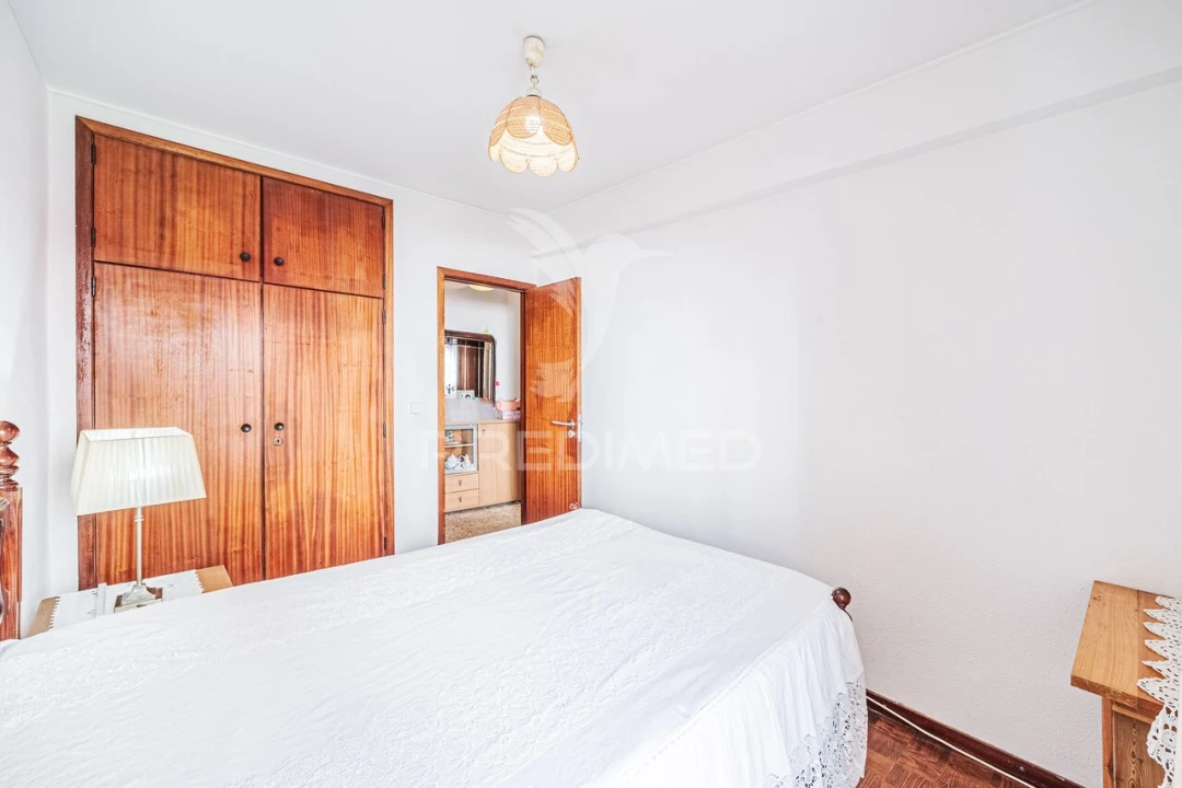 Apartamento T2 para Venda em Queluz e Belas Foto 8