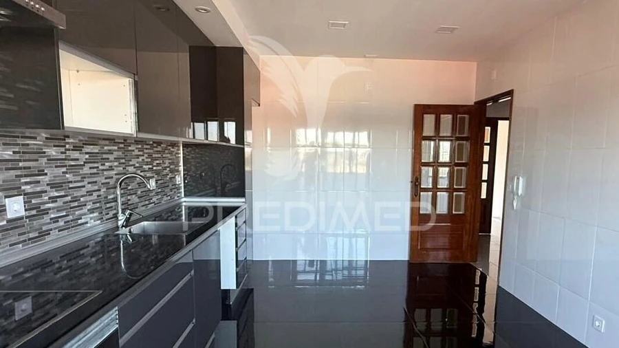 Apartamento T3 para Venda em Paços de Brandão