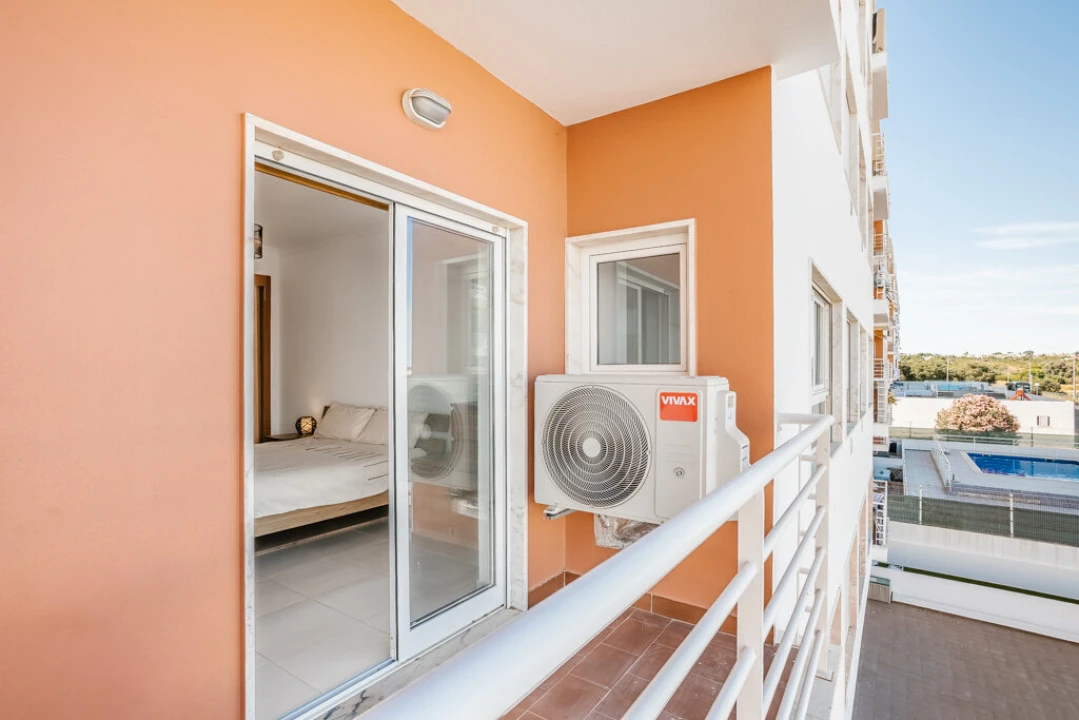 Apartamento T2 para Venda em Armação de Pera Foto 14