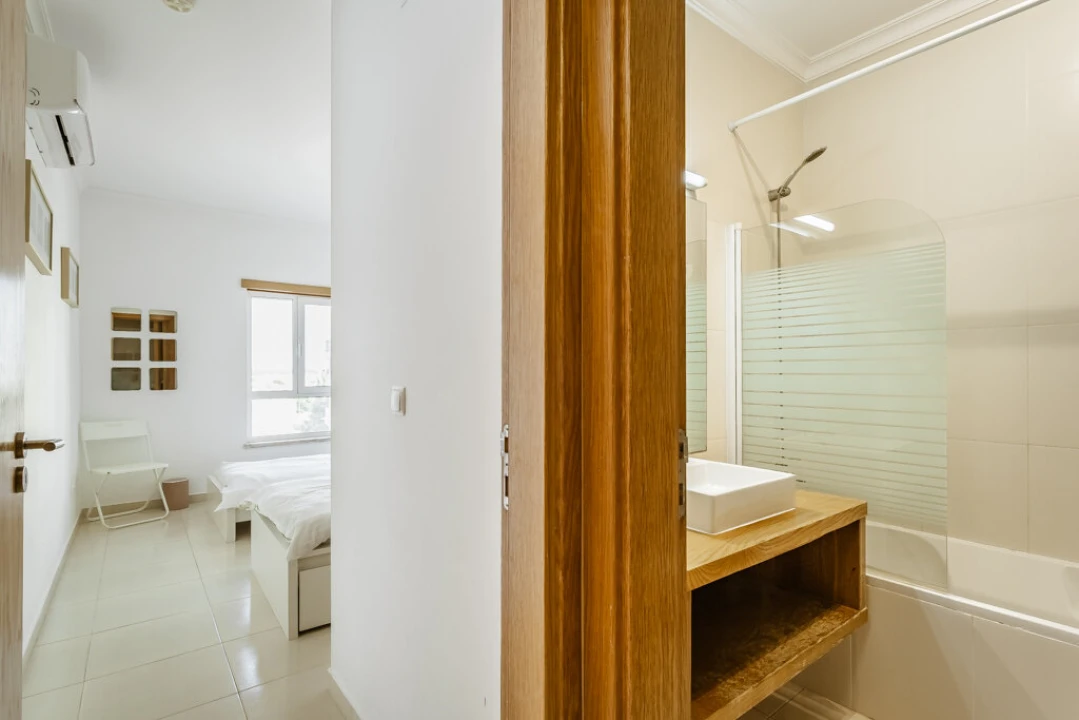Apartamento T2 para Venda em Armação de Pera Foto 16