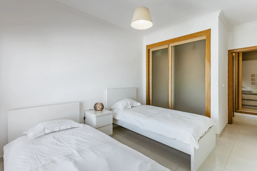 Apartamento T2 para Venda em Armação de Pera Foto 18