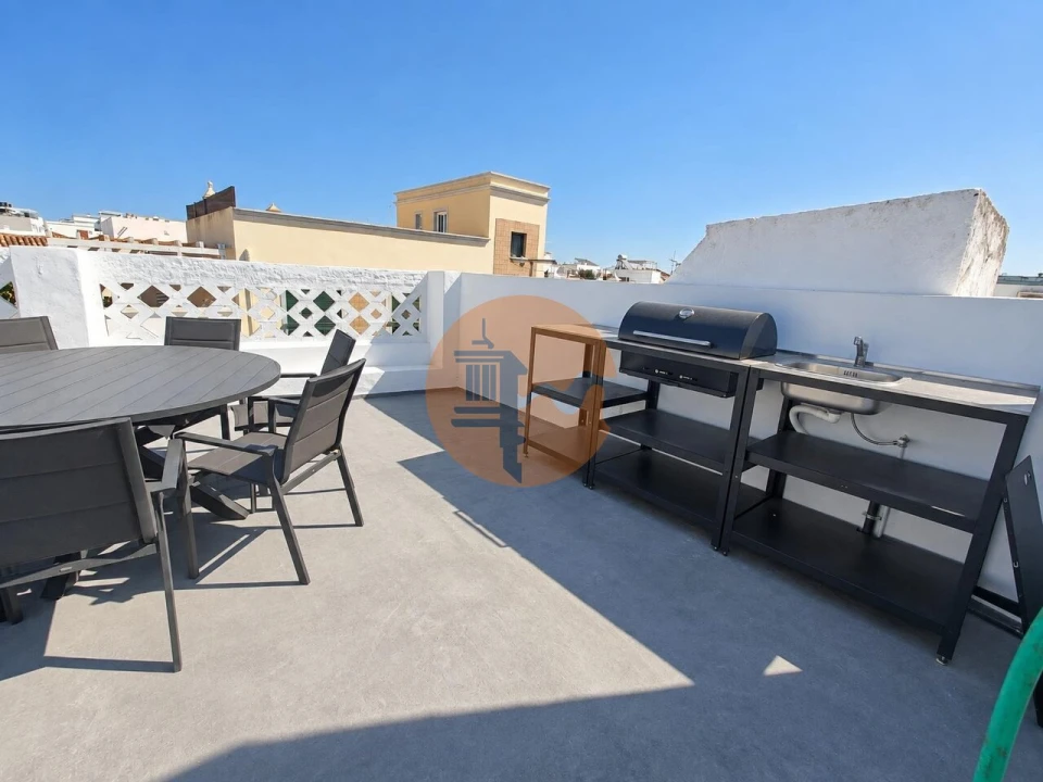 Moradia T4 para Venda em Olhão Foto 11