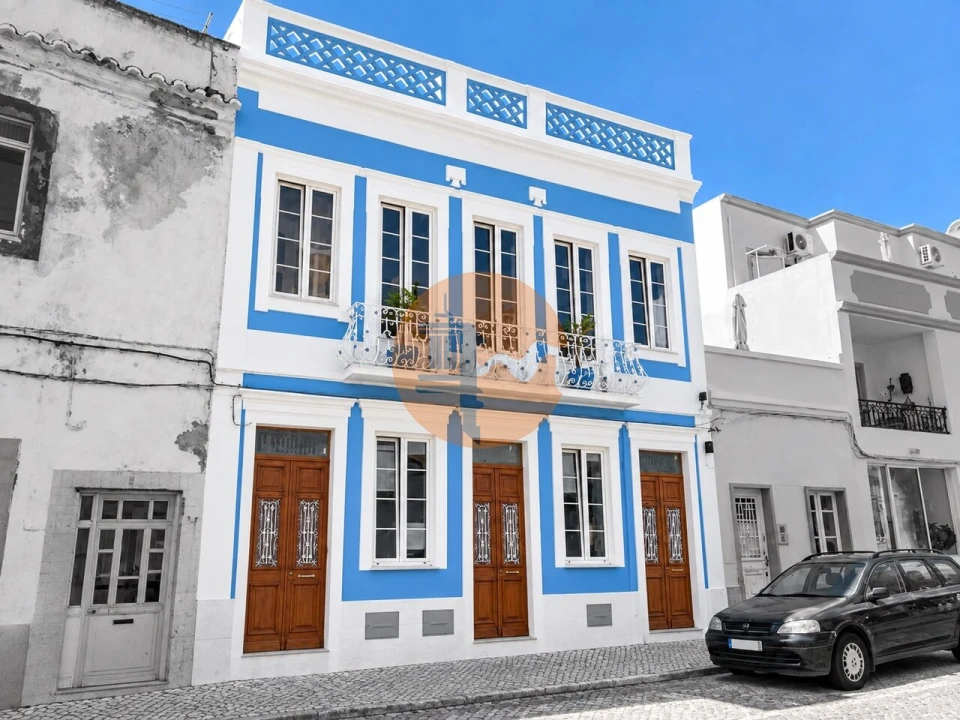 Moradia T4 para Venda em Olhão Foto 1