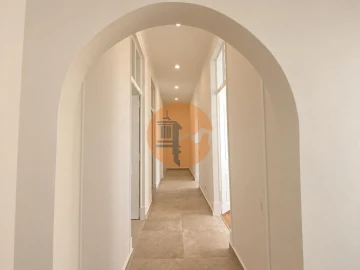 Moradia T4 para Venda em Olhão