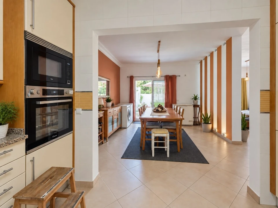 Moradia T3 para Venda em Alvor Foto 8