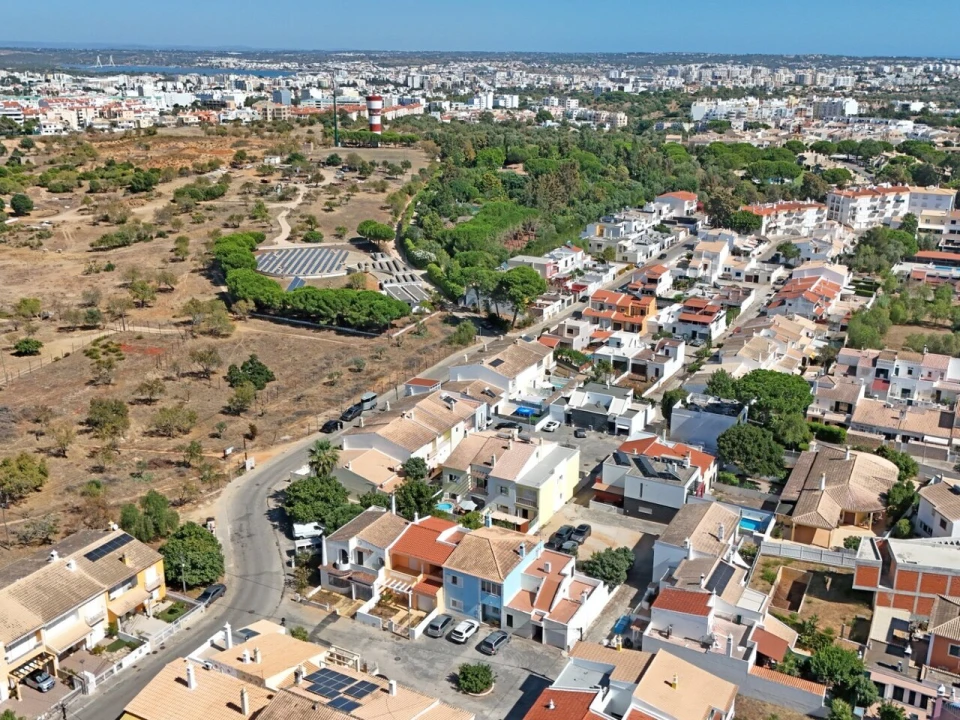 Moradia T3 para Venda em Alvor Foto 34