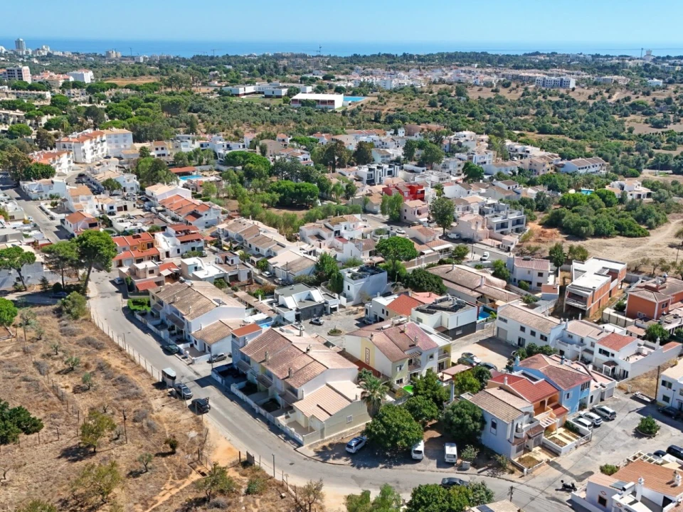 Moradia T3 para Venda em Alvor Foto 35