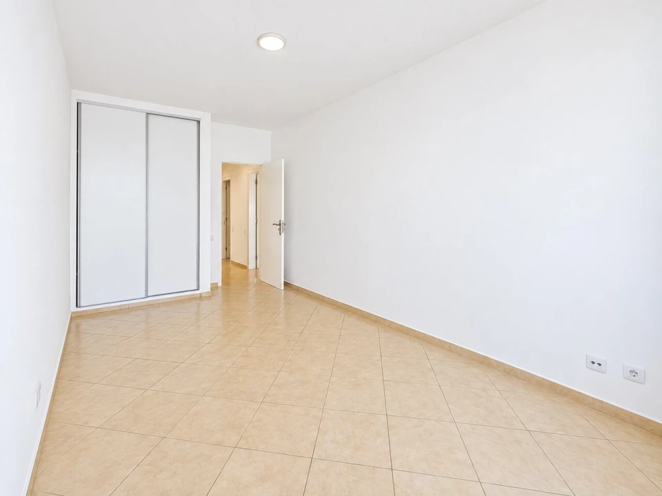 Apartamento T2 para Venda em Portimão Foto 10