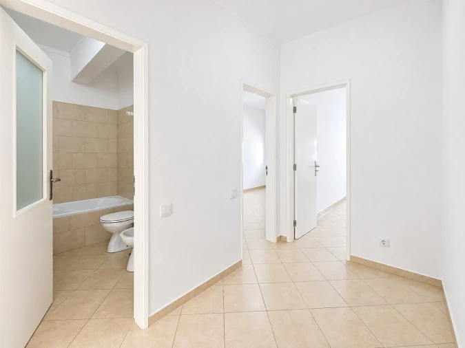 Apartamento T2 para Venda em Portimão Foto 8