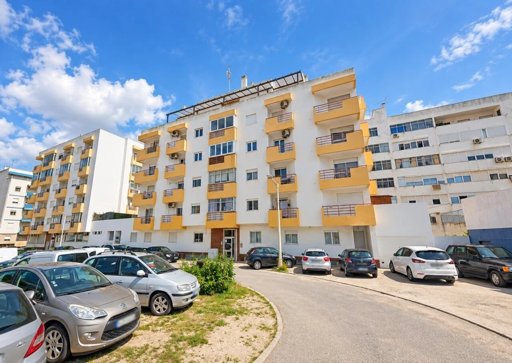 Apartamento T2 para Venda em Portimão Foto 1