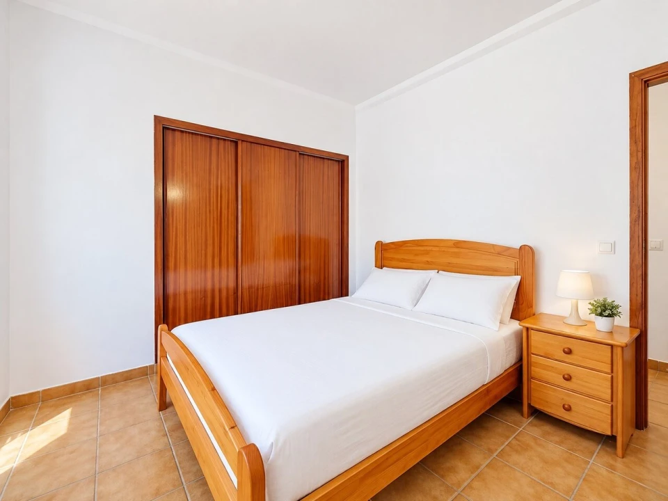 Apartamento T2 para Venda em Portimão Foto 15