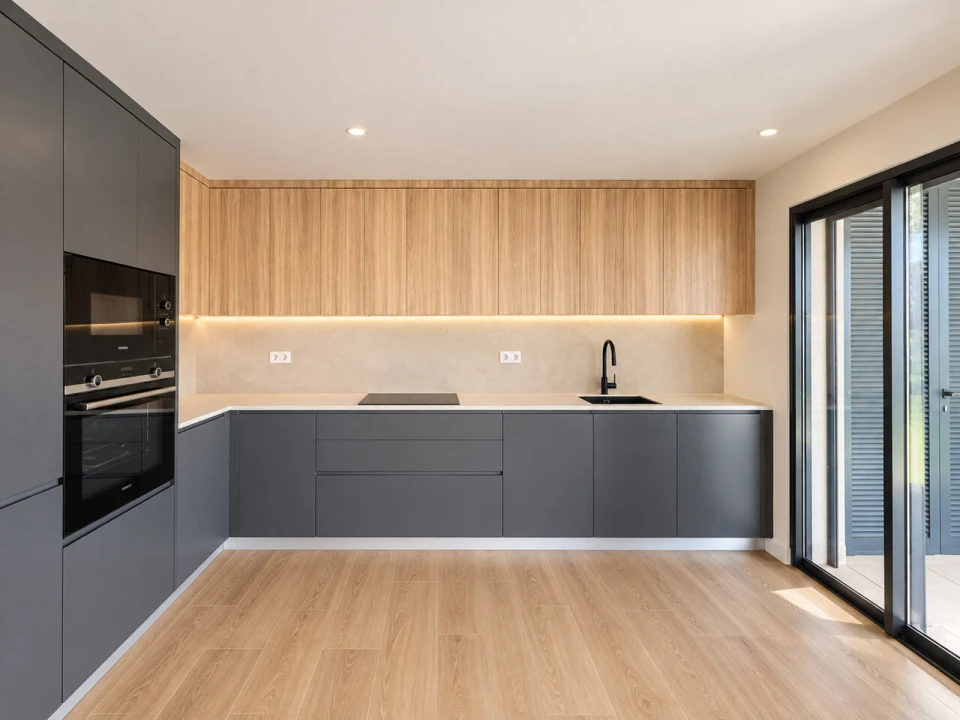 Apartamento T2 para Venda em Estômbar e Parchal Foto 7